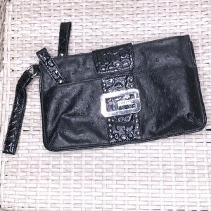 Guess Clutch Wristlet Black